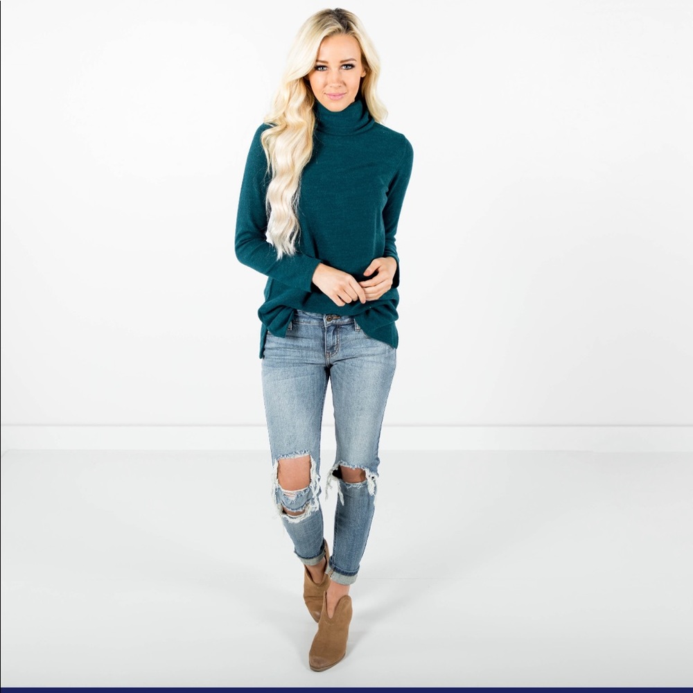 Natalia Turtle Neck in Hunter Green - Picture 2 of 4